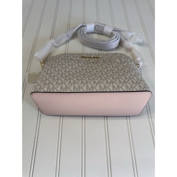 NWT Michael Kors Jet Set Travel Medium Dome Crossbody Powdered Blush MSRP $400 - Picture 2 of 7